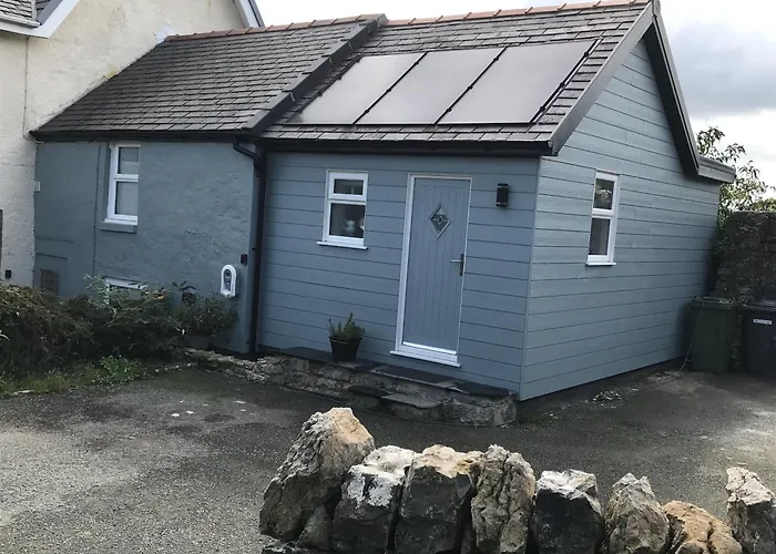 Traeth Arian Cottage