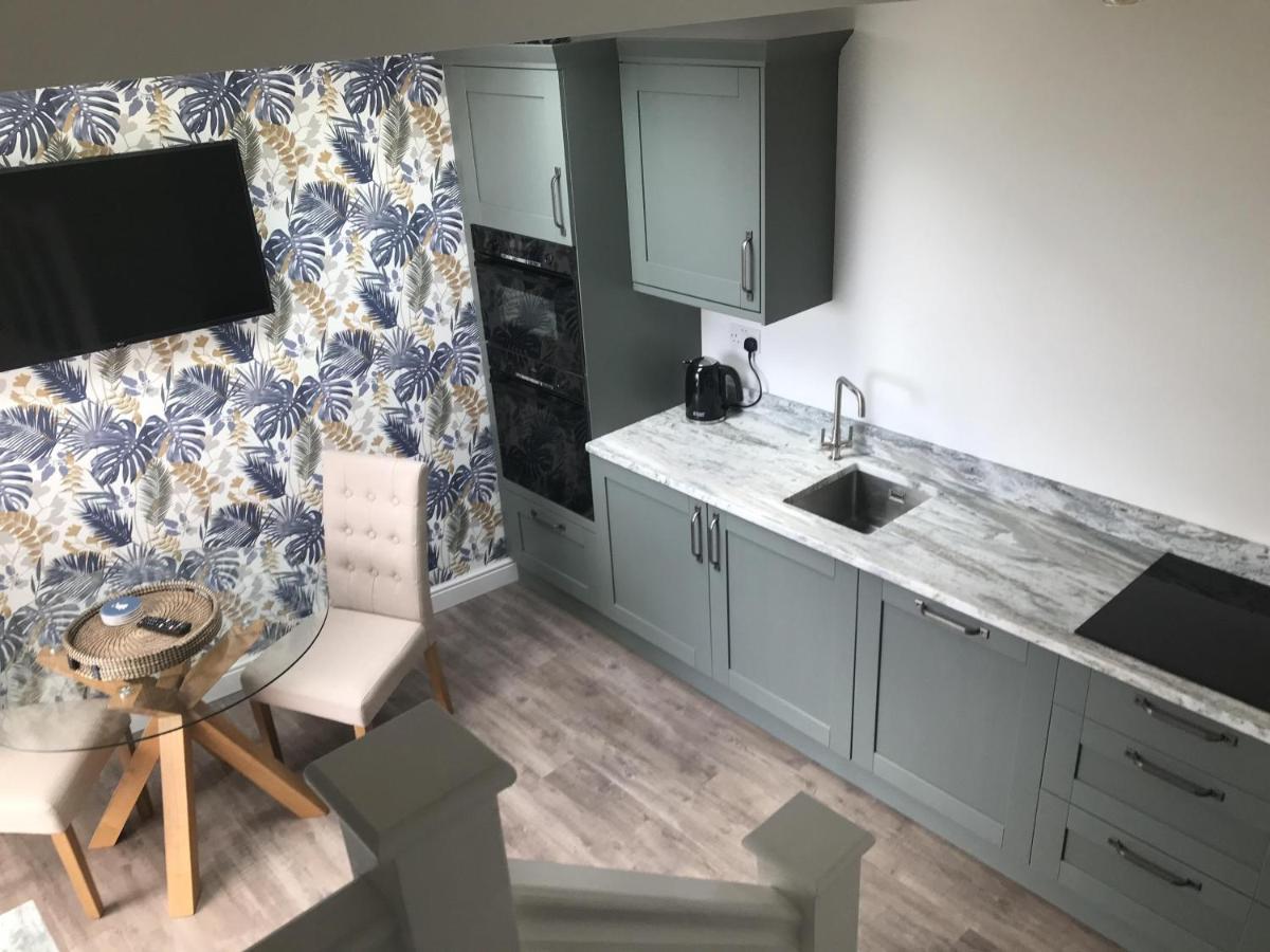 Holiday home Traeth Arian *